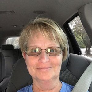 Meet your Posher, Tina